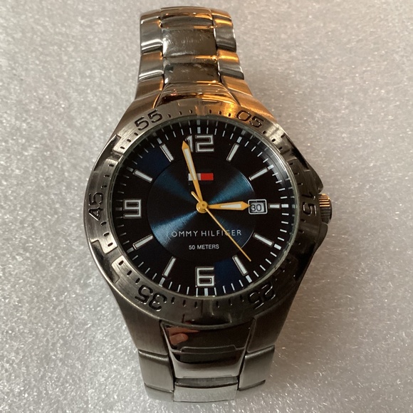 Vintage Stainless Steel Men’s Watch for sale (Model...